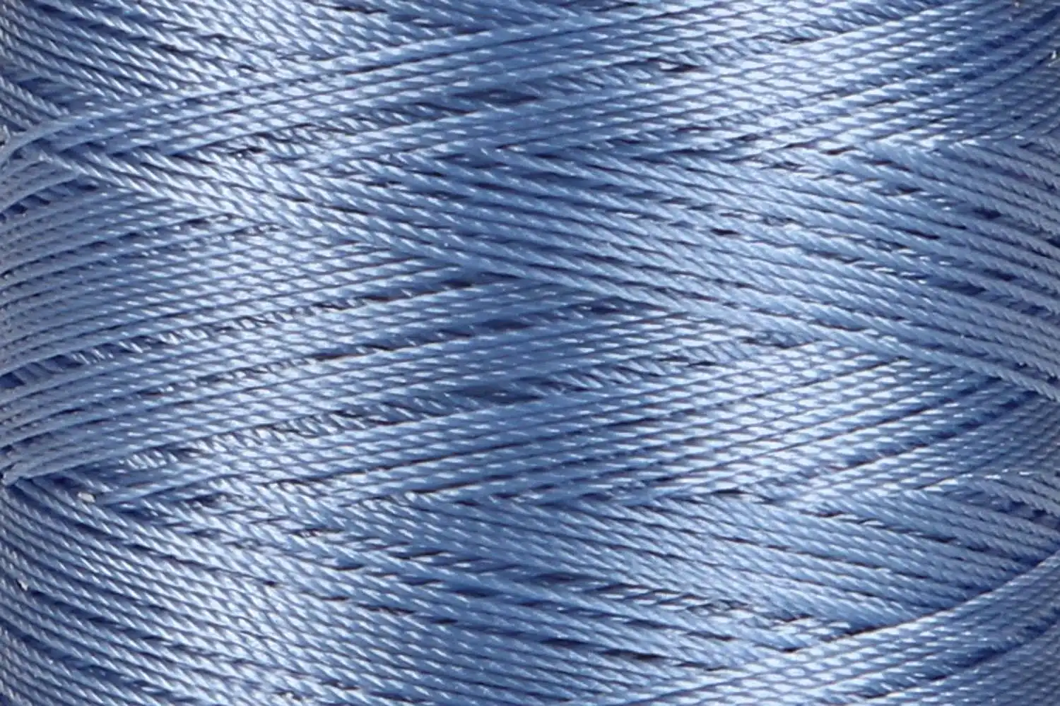Elastická polyesterová nit 4067 Světle modrá