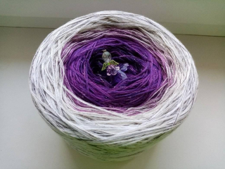 Štědrý den 3-nitka 1400m s lurexem