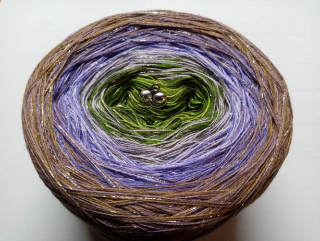 Consuela 3-nitka 1300m s lurexem